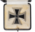 IRON CROSS FIRST CLASS 1939 MARKED L/12 IN CASE MAKER BY C.E. JUNCKER, BERLIN.