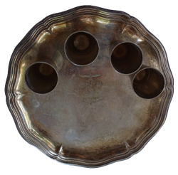 Silver plate of the 7th Infantry Regiment with silver glasses