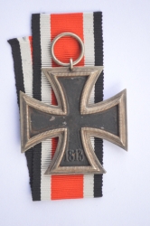 IRON CROSS 2ND CLASS BY FRIEDRICH KELLER "66"