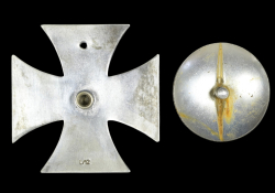 IRON CROSS FIRST CLASS SCREW BACK 1939 MARKED L/12, IN CASE LDO MAKER BY C.E. JUNCKER, BERLIN.