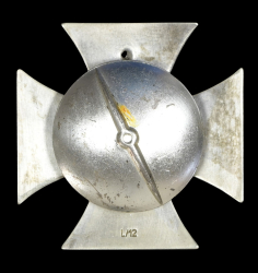IRON CROSS FIRST CLASS SCREW BACK 1939 MARKED L/12, IN CASE LDO MAKER BY C.E. JUNCKER, BERLIN.