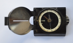 Wehrmacht compass, manufacturer Pfadfinder.
