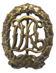 A BRONZE GRADE DRL SPORT BADGE - THIRD MODEL BY WERNESTEIN JENA