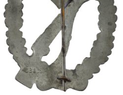 IAB Infantry Assault Badge marked JB & Co maker Josef Bergs & Co.
