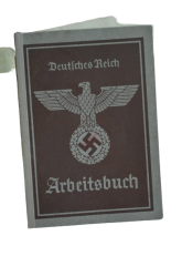 Grouping Documents originating from the German soldier I and II war Walter Burzynska from Berlin Neukölln.