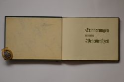 A SECOND WORLD WAR GERMAN PHOTO ALBUM.
