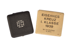 IRON CROSS FIRST CLASS 1939 MARKED 20 IN CARTON AND CASE BY C. F. ZIMMERMANN.