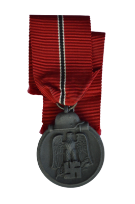 A 1941 - 42 EAST MEDAL MARKED 7 BY maker Paul Meybauer, Berlin.