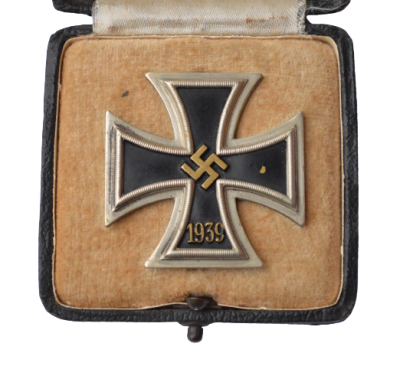 IRON CROSS FIRST CLASS 1939 UNMARKED, NONMAGNETIC IN CASE MAKER BY C.E. JUNCKER, BERLIN.