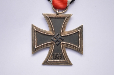 Iron Cross Second Class 1939 unmarked maker Rudolf Souval, Wien
