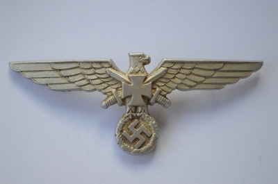 Veteran's League Breast Eagle marked GES. GESCH. 2.