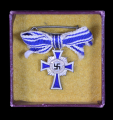 Miniature Mother's Cross in silver on ribbon, marked L/60 maker Gustav Brehmer from Markneukirchen, in LDO sales box.