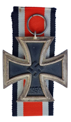 Iron Cross Second Class 1939 of maker Walter & Henlein, Gablonz a.d. Neisse..