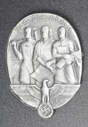 Tinnie "TAG DER ARBEIT 1935" marked Paul Schulze & Co.