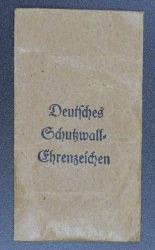 Westwall medal by Moriz Hausch with package