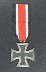 Iron Cross Second Class 1939 marked 55 of maker J. E. Hammer & Söhne, Geringswalde.
