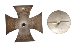 Iron Cross First Class 1939 screw back marked L/56 maker Funke & Brünninghaus.