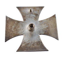 Iron Cross First Class 1939 screw back marked L/56 maker Funke & Brünninghaus.