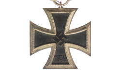 Iron Cross Second Class 1939 unmarked 3 of maker Wilhelm Deumer, Lüdenscheid.