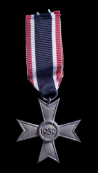 War Merit Cross 2nd Class without Swords unmarked.