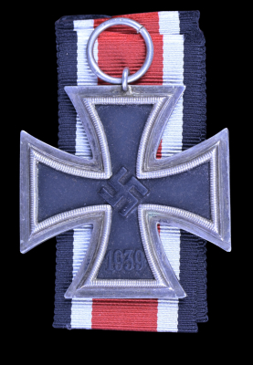 Iron Cross Second Class 1939 marked 44 of maker Jakob Bengel, Idar/Oberdonau