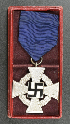 25 year civil service cross in box by Wächtler & Lange